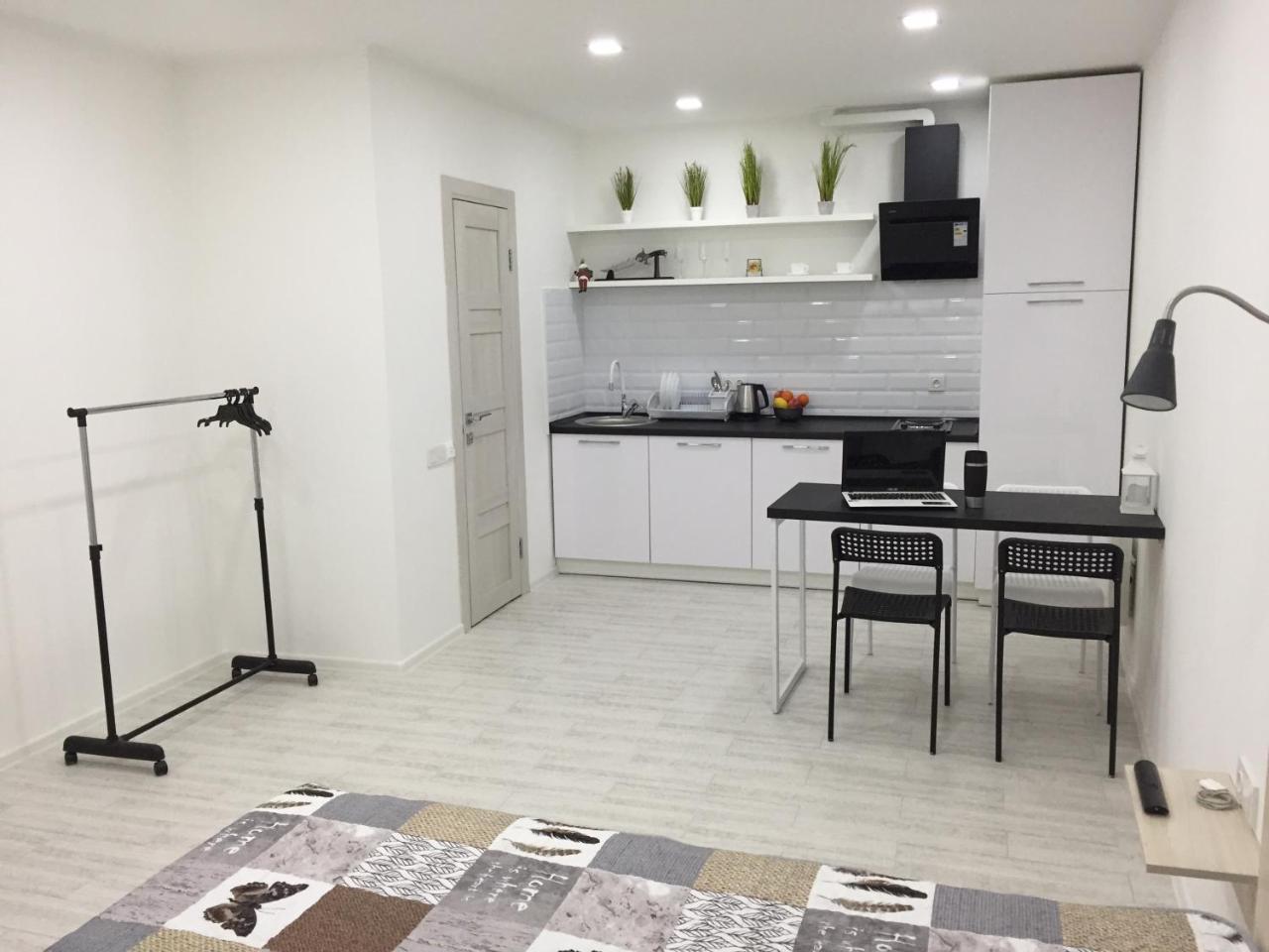 خيرسون Cozy Underground Apartment At The Center المظهر الخارجي الصورة