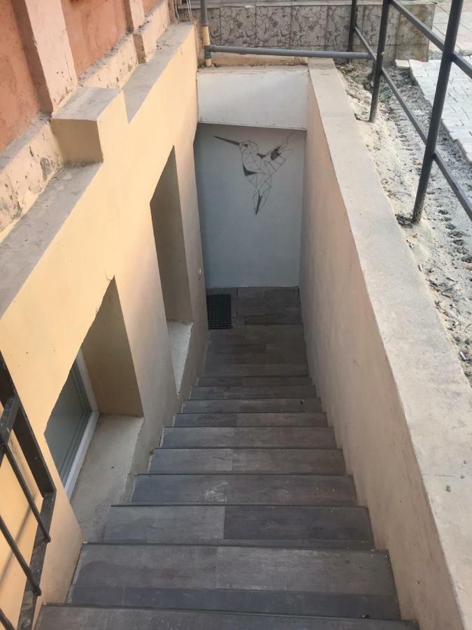 خيرسون Cozy Underground Apartment At The Center المظهر الخارجي الصورة